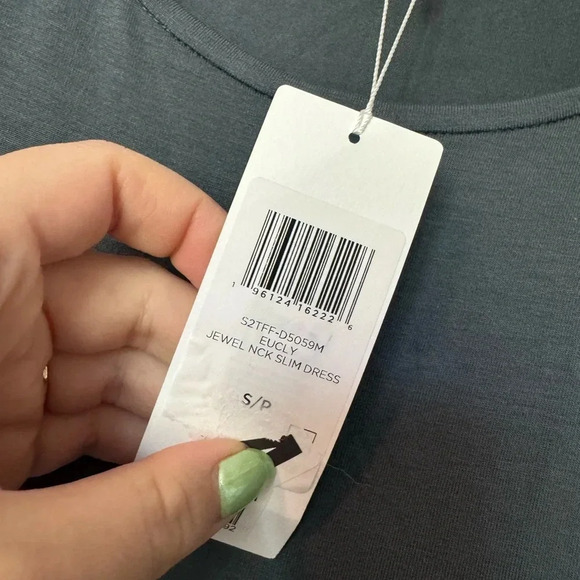 Eileen Fisher Jewel Neck Slim Dress Small New - Picture 5 of 6